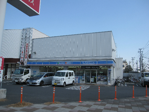 コンビ二：ﾛｰｿﾝ 舎人一丁目店　601m