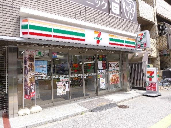 コンビ二：ｾﾌﾞﾝｲﾚﾌﾞﾝ 神田和泉町店　131m