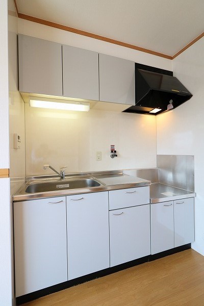 キッチンは２口コンロ設置可です。