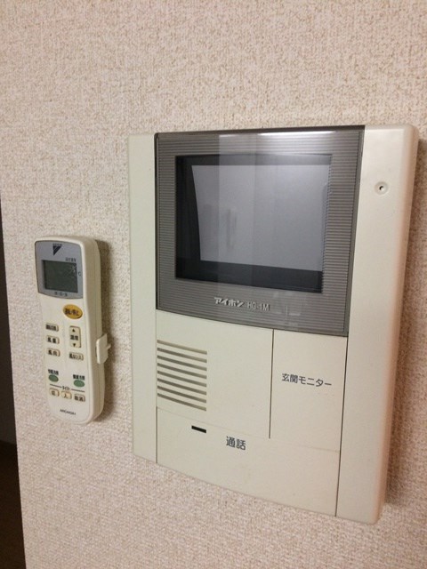 モニター付きインターフォンで安心