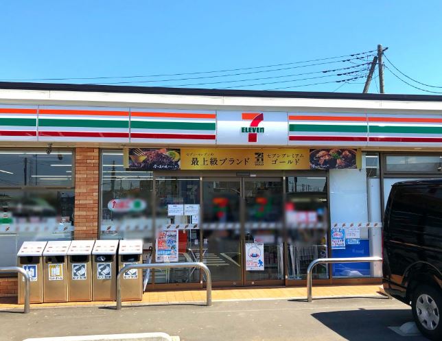 コンビ二：ｾﾌﾞﾝｲﾚﾌﾞﾝ 川口石神店　353m