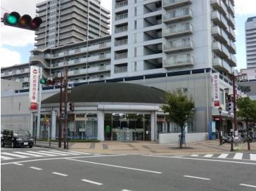 銀行：尼崎信用金庫潮江支店潮江東出張所　697m
