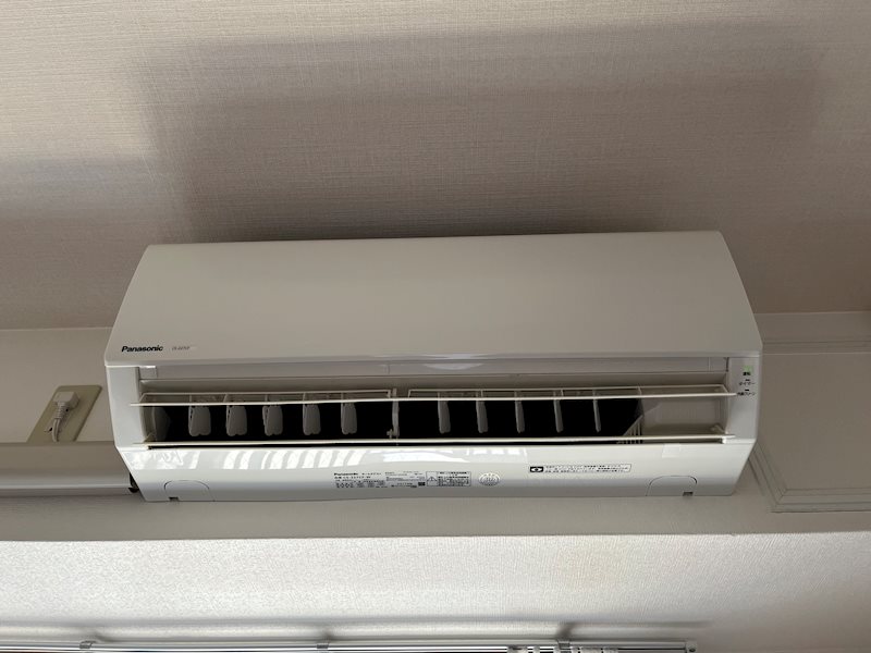 エアコン１基が設備です