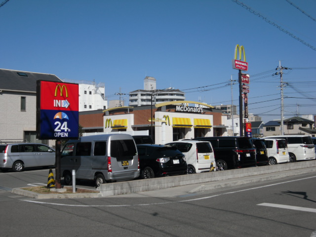レストラン：ﾏｸﾄﾞﾅﾙﾄﾞ 2号線大久保店　368m
