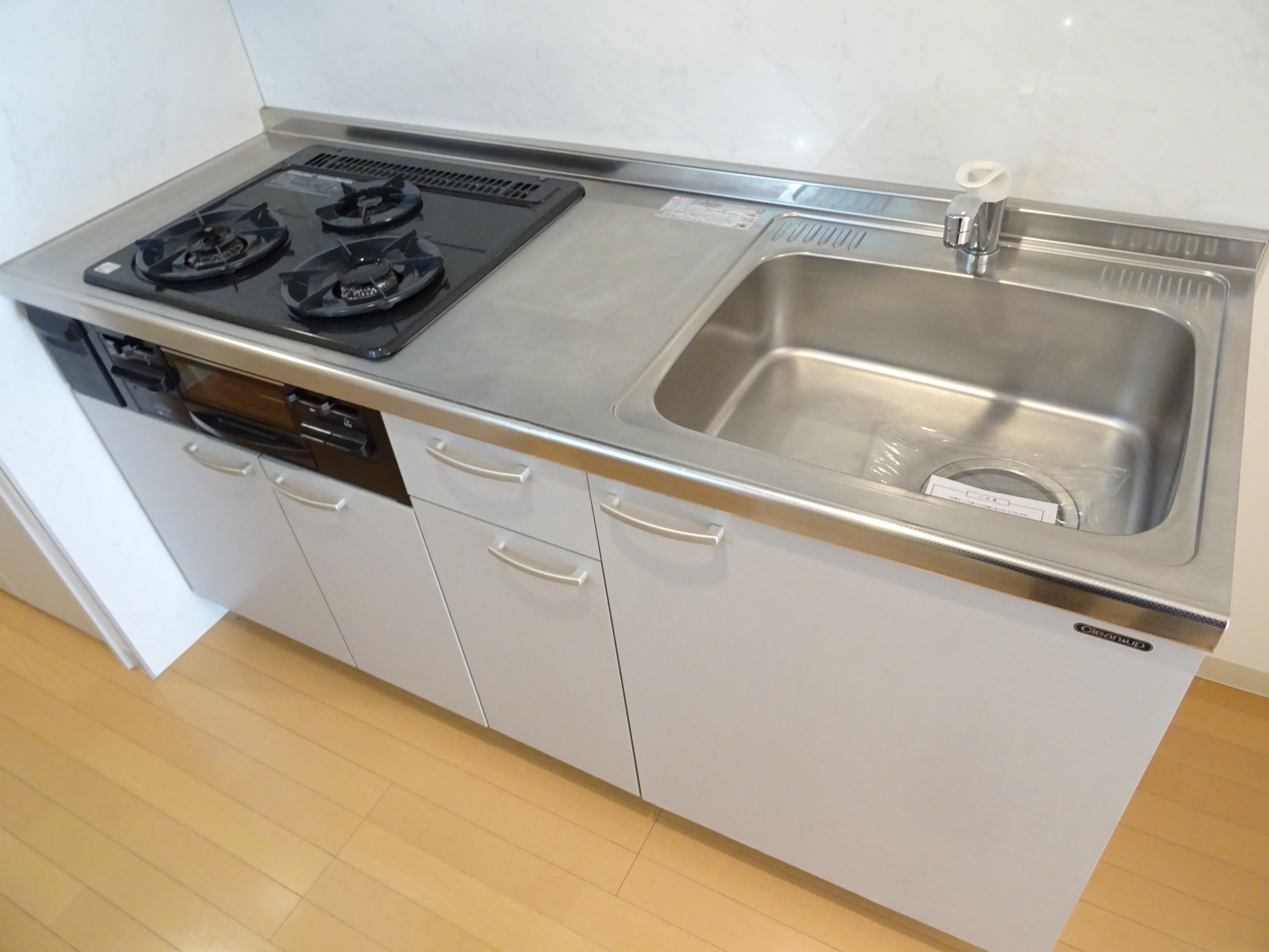 ワイド1,650ｍｍサイズのシステムキッチン