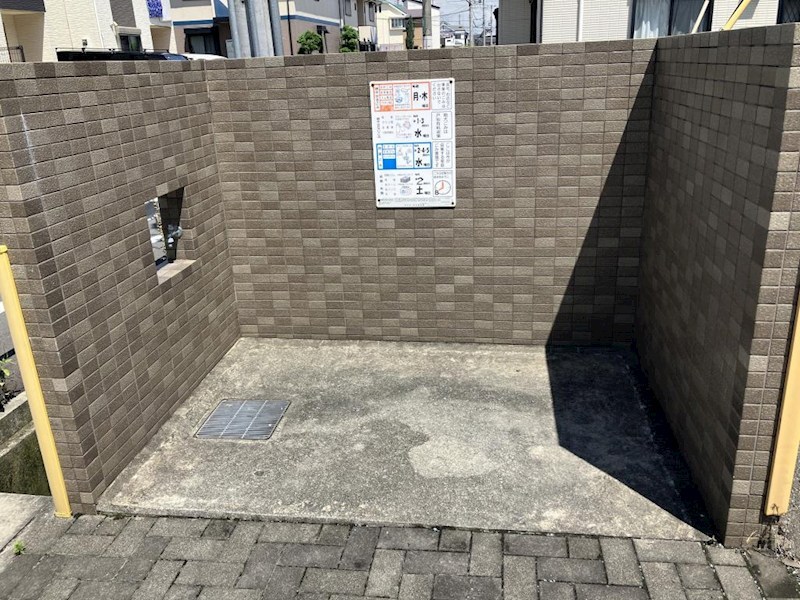 ゴミ置き場