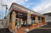 コンビ二：ｾﾌﾞﾝｲﾚﾌﾞﾝ さいたま大宮自衛隊前店　181m