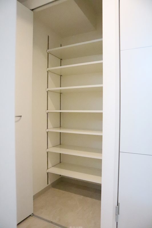 シューズボックス