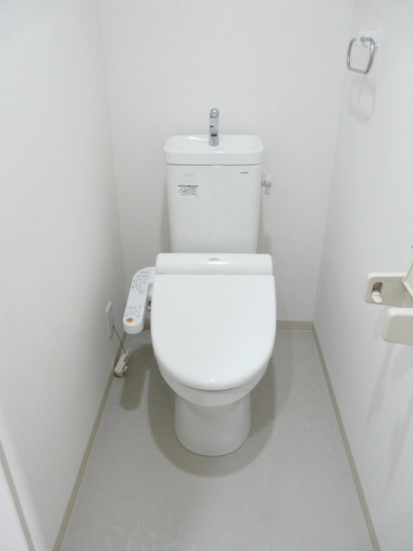 ウォシュレットついてます