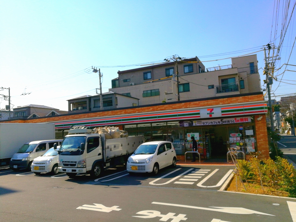 コンビ二：セブンイレブン 墨田堤通１丁目店　102m