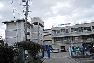 幼稚園：寝屋川市立 桜小学校留守家庭児童会　258m