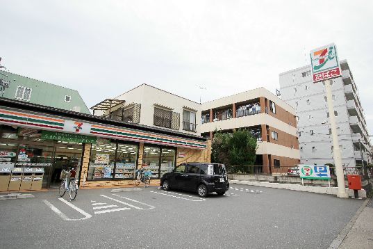 コンビ二：ｾﾌﾞﾝｲﾚﾌﾞﾝ 足立西新井4丁目店　280m