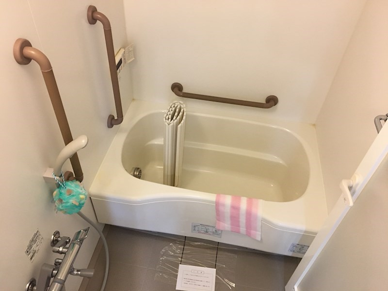 バス