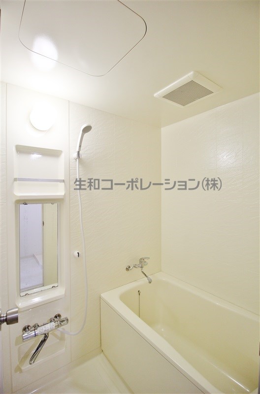バス