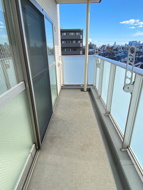 フロアによって景観・日当たりは異なります。