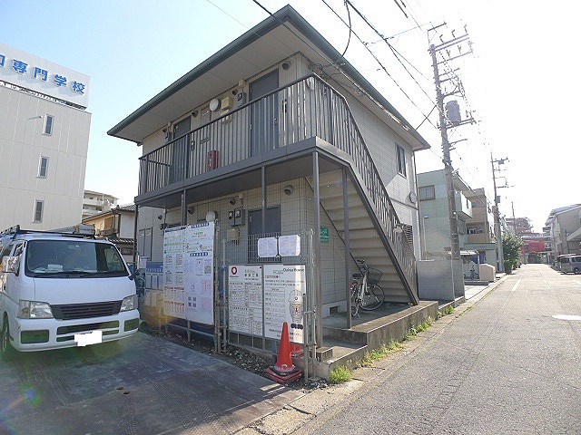 プチセントラル 埼玉県越谷市南越谷４丁目 アパート 越谷市 吉川市 草加市 周辺の賃貸 売買 不動産情報なら株式会社アソシエ住まいの窓口へ