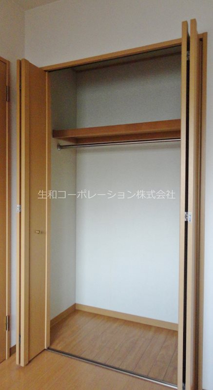 洋室のクローゼット