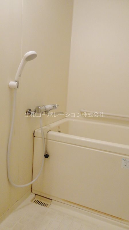 バス
