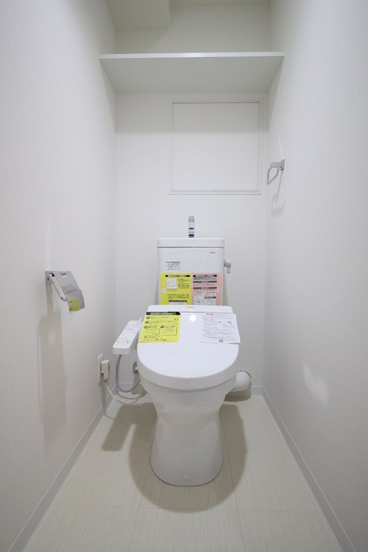 温水洗浄機能付便座です！