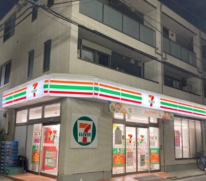 コンビ二：ｾﾌﾞﾝｲﾚﾌﾞﾝ 下高井戸駅北口店　204m