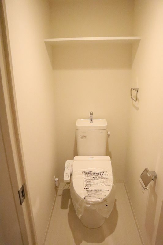 温水洗浄暖房便座付のトイレ