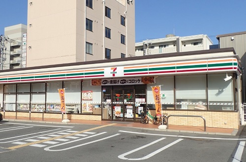 コンビ二：ｾﾌﾞﾝｲﾚﾌﾞﾝ 姫路安田4丁目店　282m
