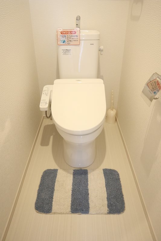 ウォシュレット完備のトイレで、安心快適にご使用できます。