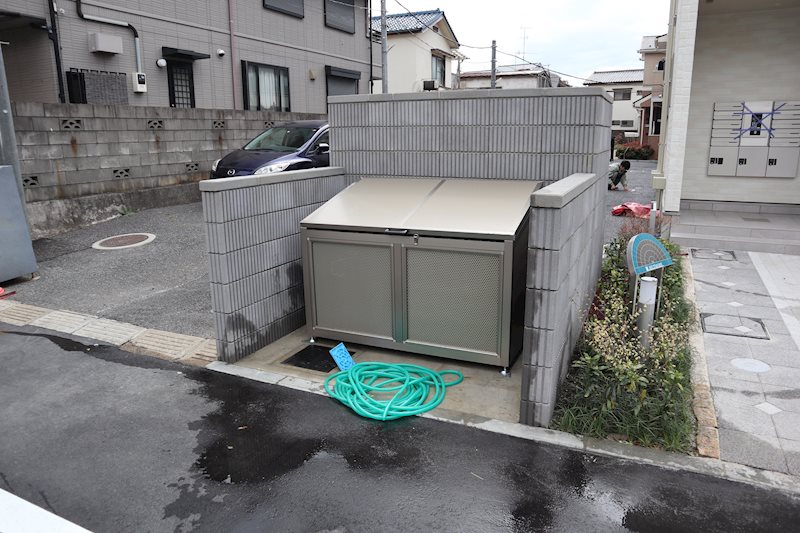 ゴミ置き場