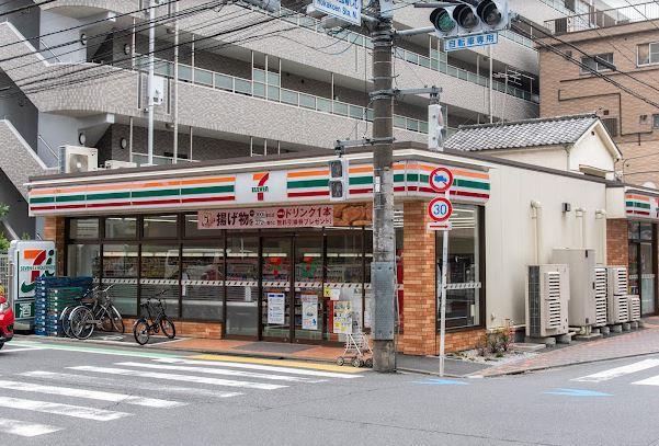 コンビ二：ｾﾌﾞﾝｲﾚﾌﾞﾝ 杉並芦花公園店　515m