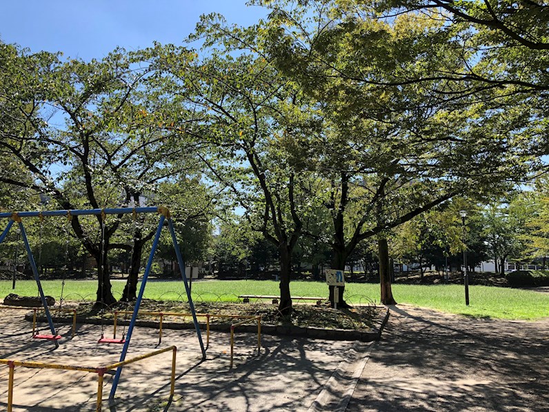 公園：大谷田公園　1037m