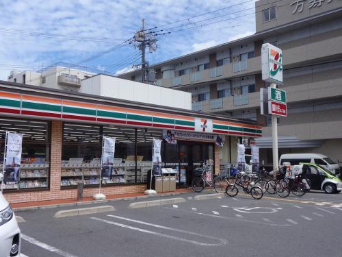 コンビ二：ｾﾌﾞﾝｲﾚﾌﾞﾝ 大阪加美東4丁目店　219m
