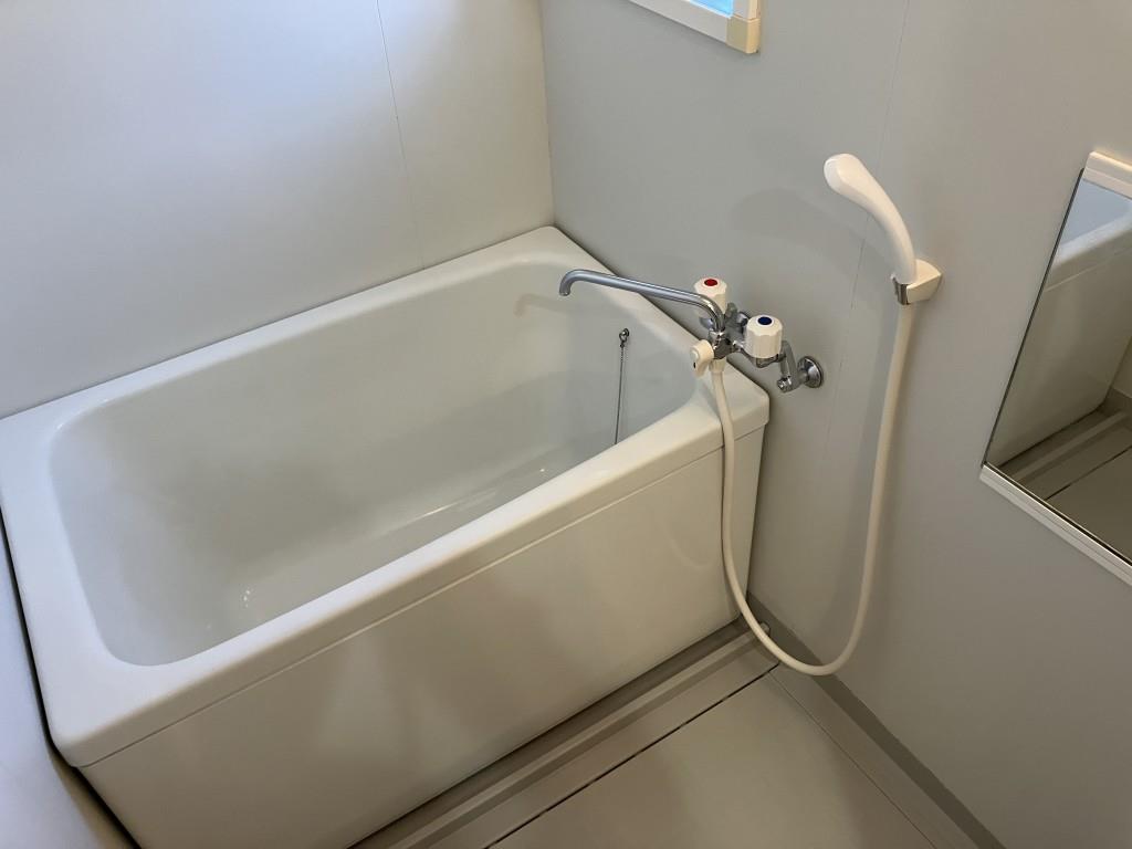バス