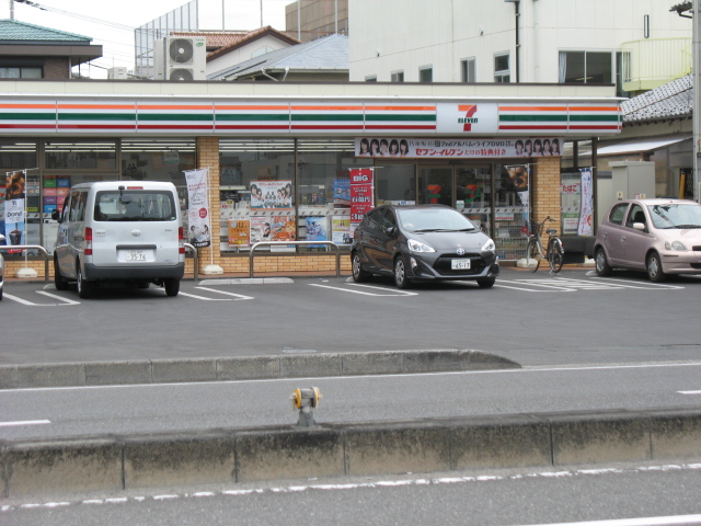 コンビ二：ｾﾌﾞﾝｲﾚﾌﾞﾝ 大宮桜木4丁目店　1335m