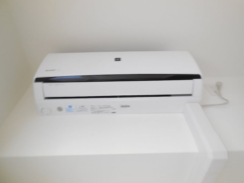 LDKと繋がる洋室にはエアコン1基が設備としてございます。