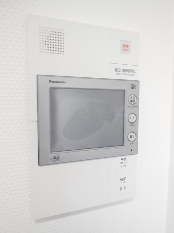 TVモニター付きインターホンで急な来客も安心です。