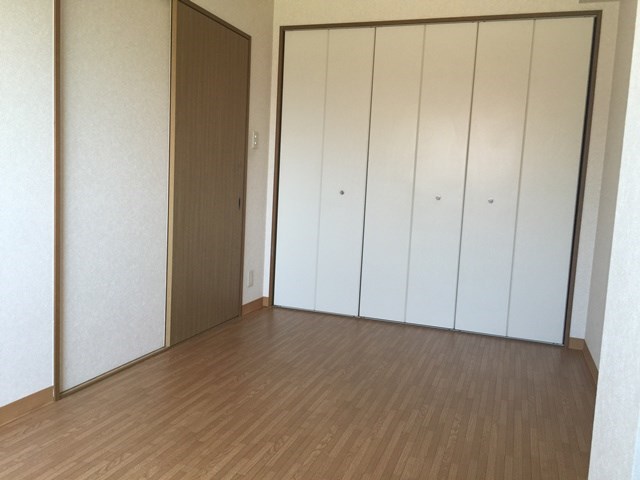 ベッドルーム