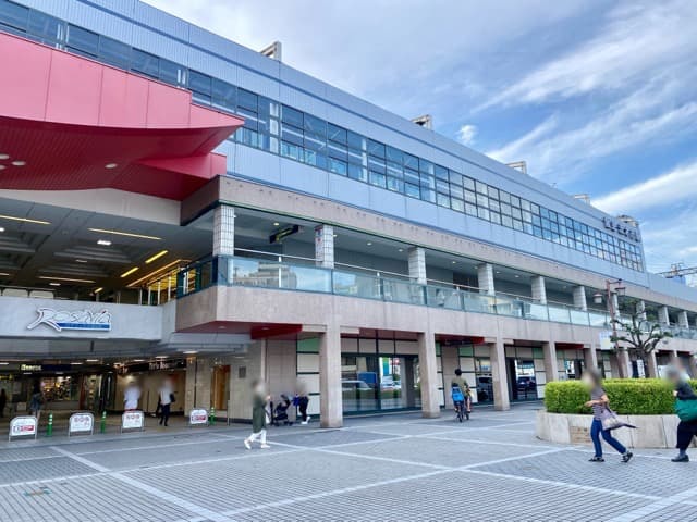 ショッピング施設：ﾛｻｳﾞｨｱいばらき　936m