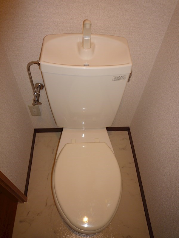 トイレはシンプルです