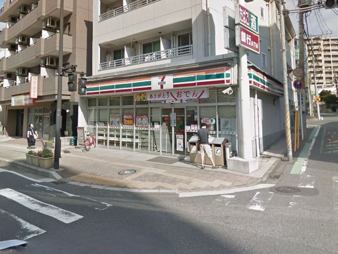 コンビ二：ｾﾌﾞﾝｲﾚﾌﾞﾝ 登戸店　77m