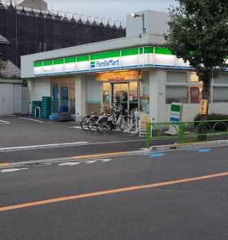 コンビ二：ﾌｧﾐﾘｰﾏｰﾄ 船橋希望丘通り店　122m