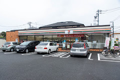 コンビ二：セブンイレブン 江戸川本一色2丁目店　650m