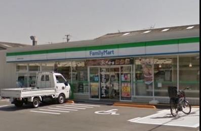 コンビ二：ﾌｧﾐﾘｰﾏｰﾄ 加美正覚寺店　156m
