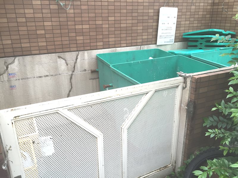 ゴミ置き場