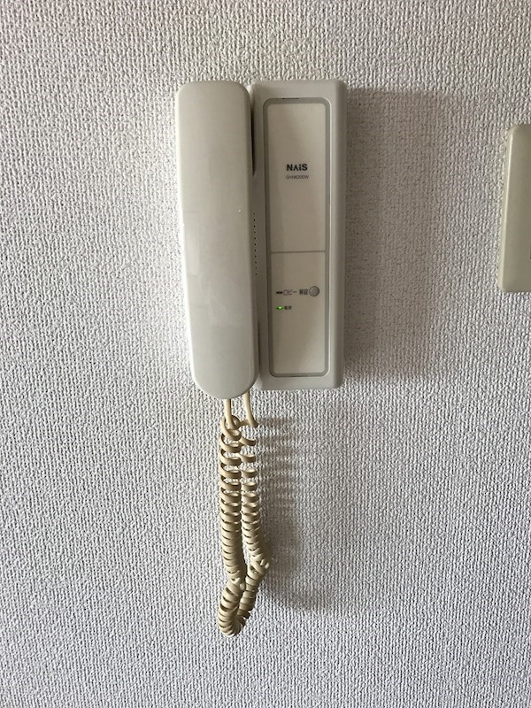 インターホン