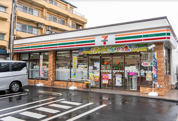 コンビ二：ｾﾌﾞﾝｲﾚﾌﾞﾝ 光が丘公園北店　318m