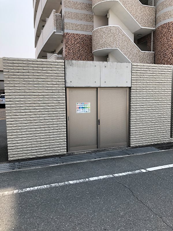 ゴミ置き場