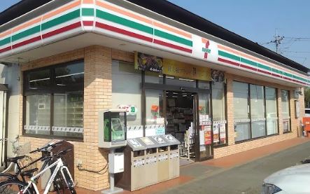 コンビ二：セブンイレブン 浦和南部領店　953m