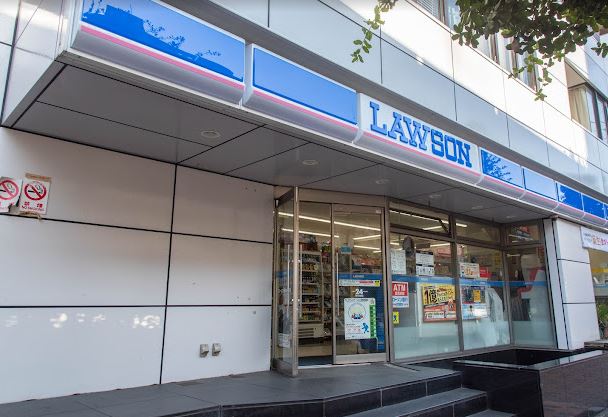 コンビ二：ﾛｰｿﾝ 柿の木坂店　229m