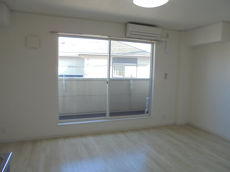 2階1LDKのリビング。