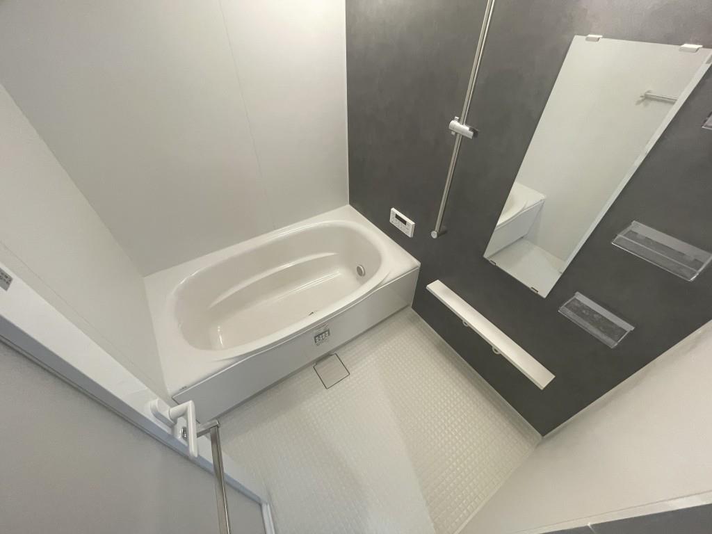 バス
